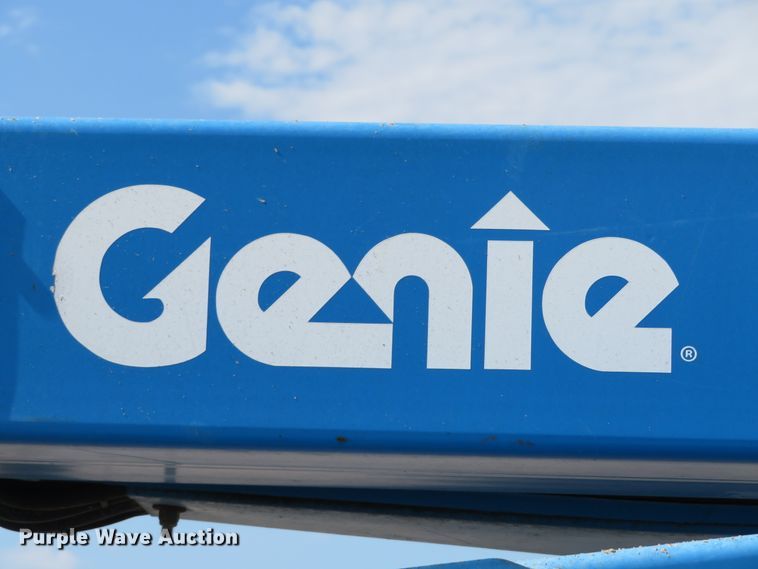 image for item DH1554 2011 Genie Z45/25J boom lift