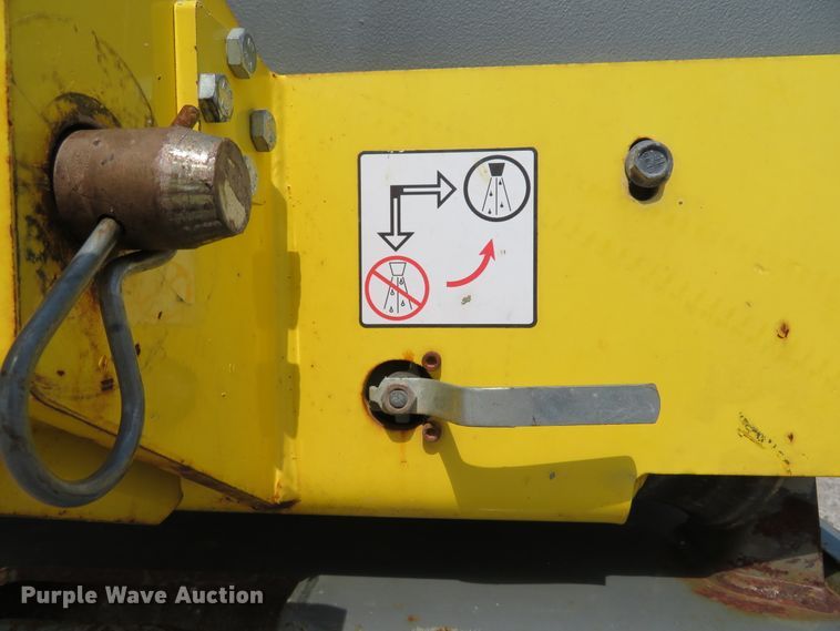 image for item DH1555 2014 Wacker Neuson RD7 double drum vibratory roller