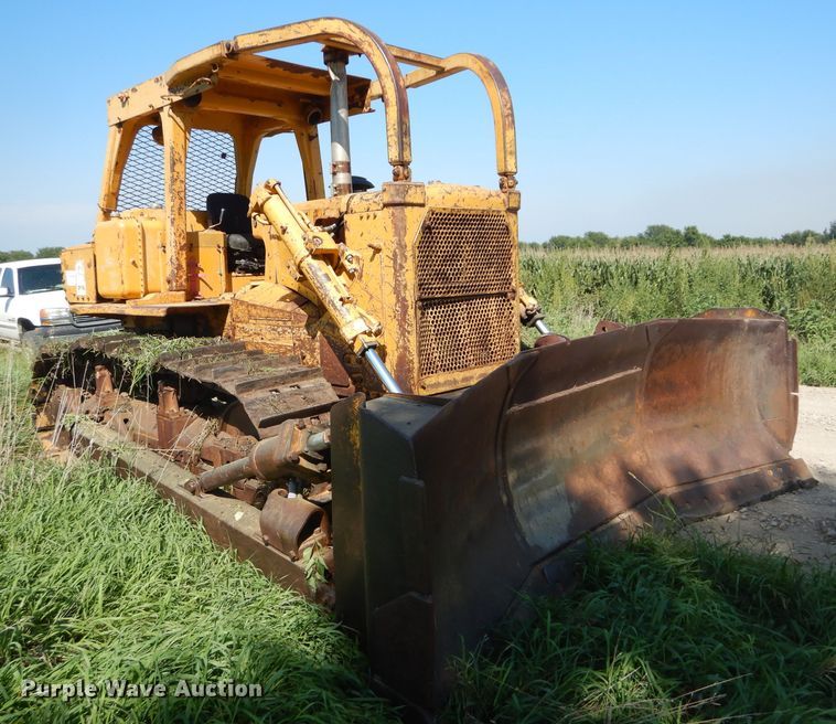 image for item DH2540 1976 Caterpillar D7G dozer