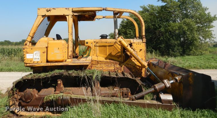 image for item DH2540 1976 Caterpillar D7G dozer