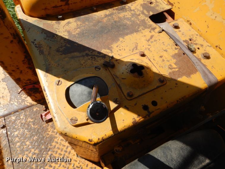image for item DH2540 1976 Caterpillar D7G dozer