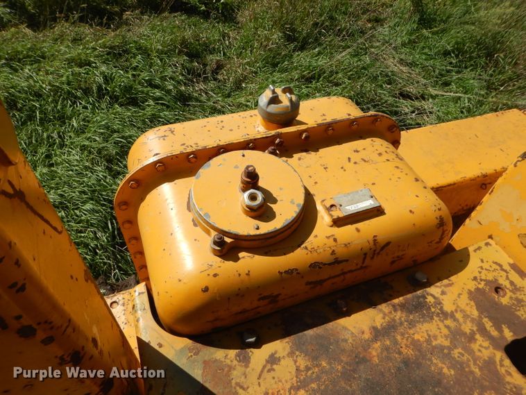 image for item DH2540 1976 Caterpillar D7G dozer