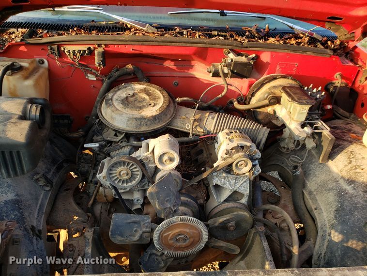 image for item DH2771 1993 Chevrolet C1500 pickup truck