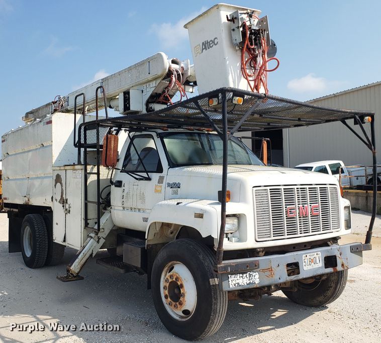 image for item DH2796 1993 GMC TopKick C6500 bucket truck