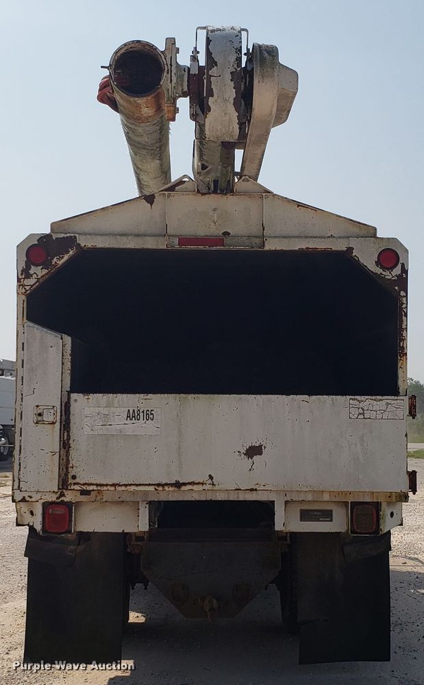 image for item DH2796 1993 GMC TopKick C6500 bucket truck