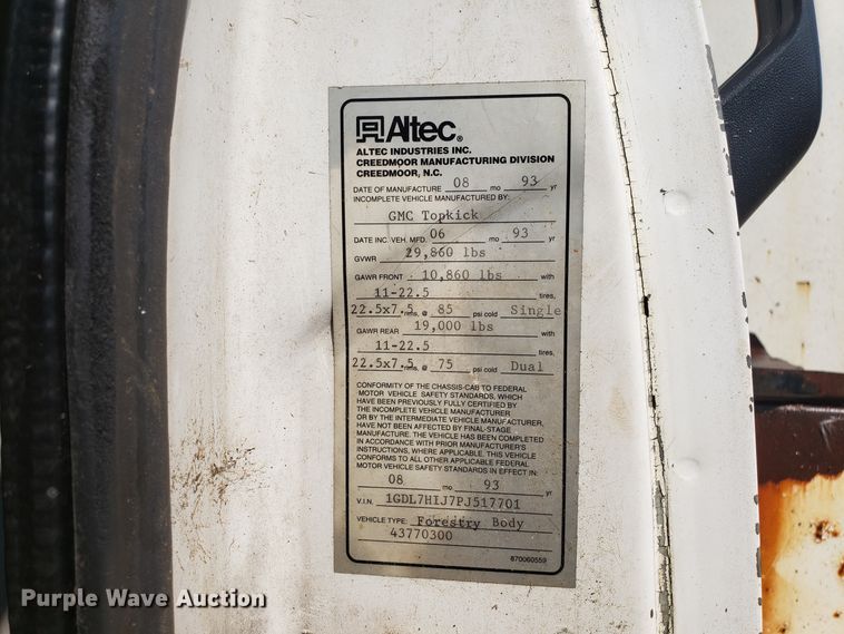 image for item DH2796 1993 GMC TopKick C6500 bucket truck