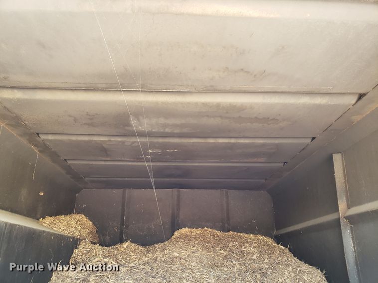 image for item DH2796 1993 GMC TopKick C6500 bucket truck