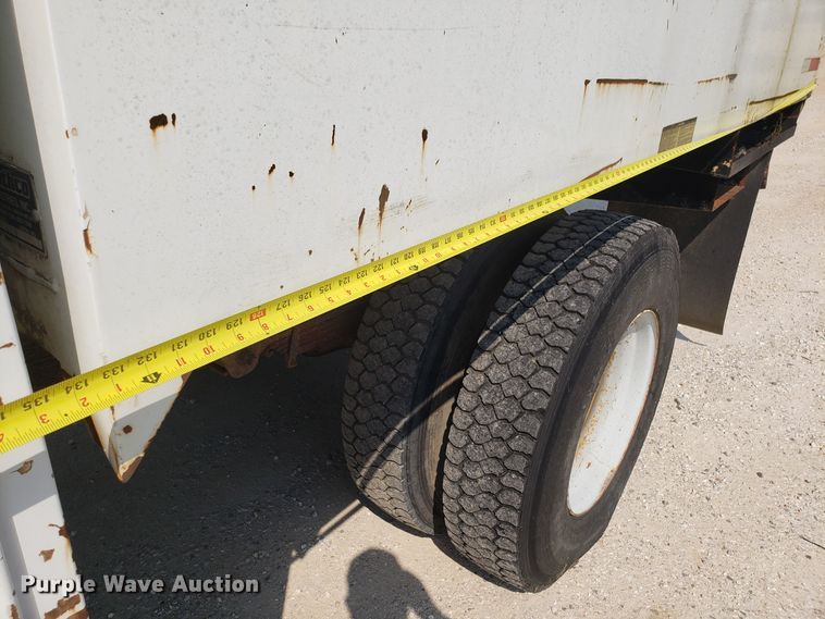 image for item DH2796 1993 GMC TopKick C6500 bucket truck