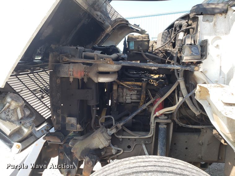 image for item DH2796 1993 GMC TopKick C6500 bucket truck