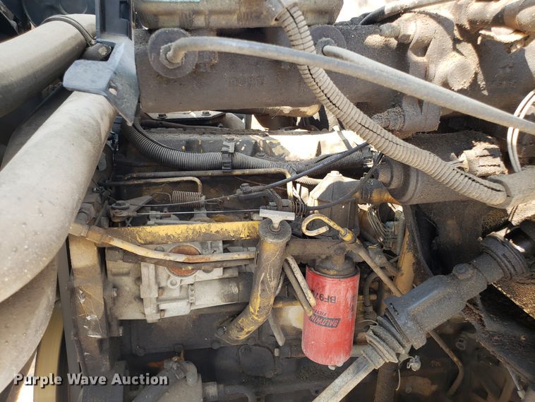 image for item DH2796 1993 GMC TopKick C6500 bucket truck