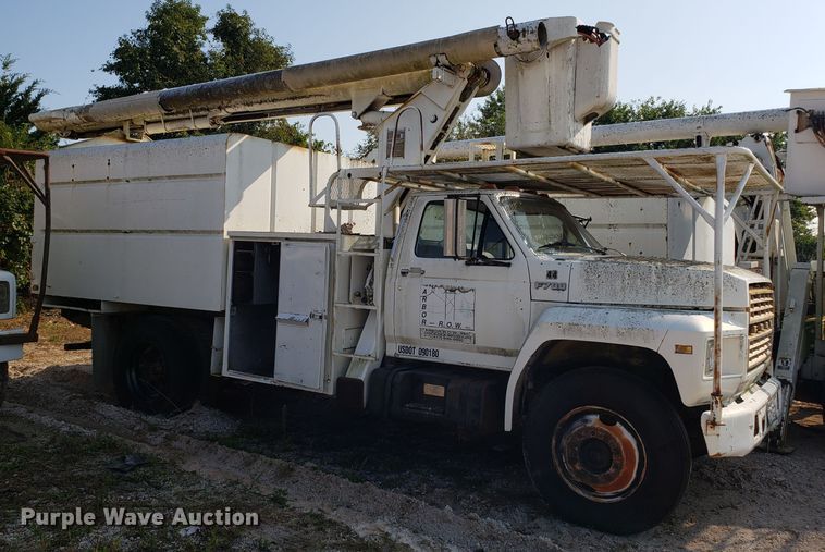 image for item DH2801 1987 Ford F700 bucket truck
