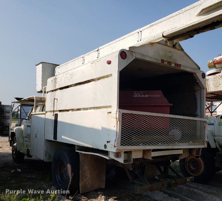 image for item DH2801 1987 Ford F700 bucket truck
