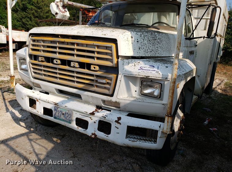 image for item DH2801 1987 Ford F700 bucket truck