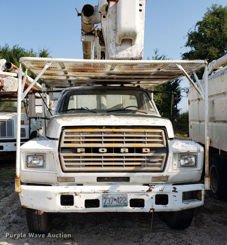 image for item DH2801 1987 Ford F700 bucket truck