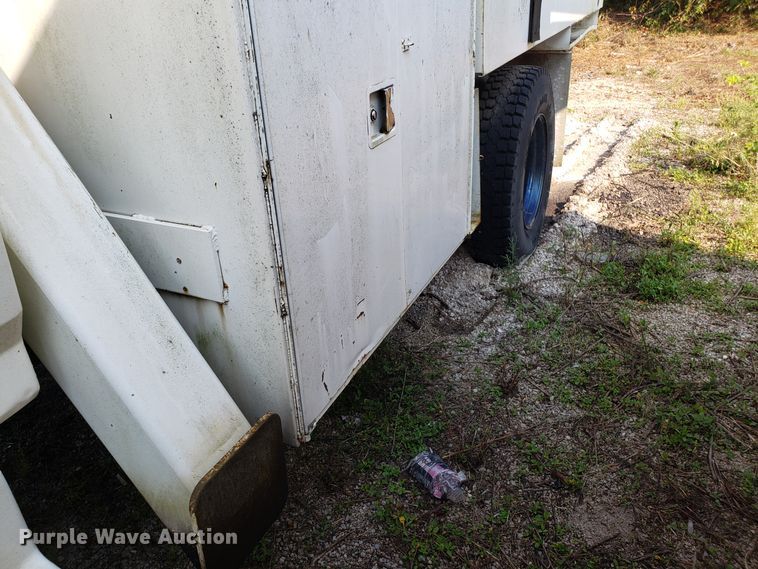 image for item DH2801 1987 Ford F700 bucket truck