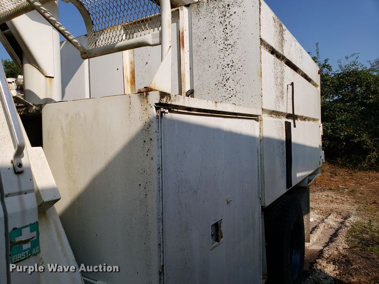 image for item DH2801 1987 Ford F700 bucket truck