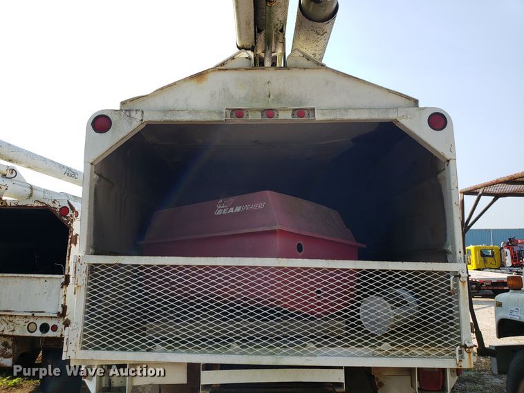 image for item DH2801 1987 Ford F700 bucket truck