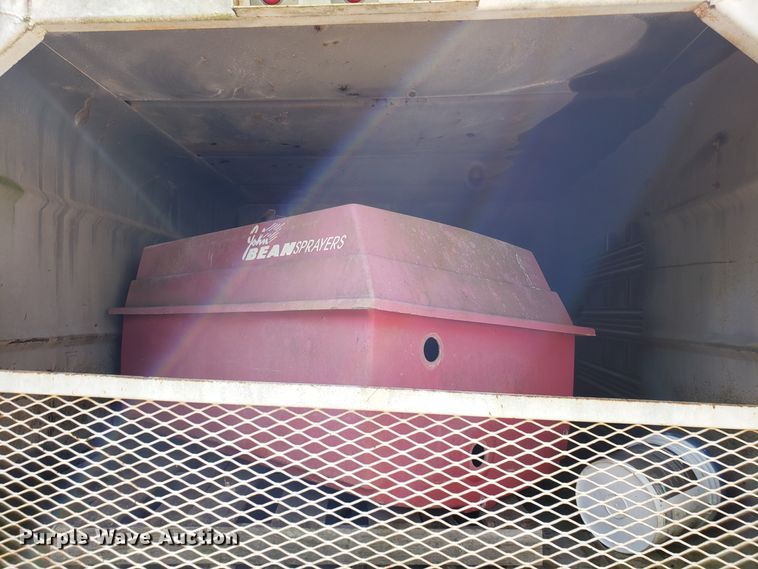 image for item DH2801 1987 Ford F700 bucket truck