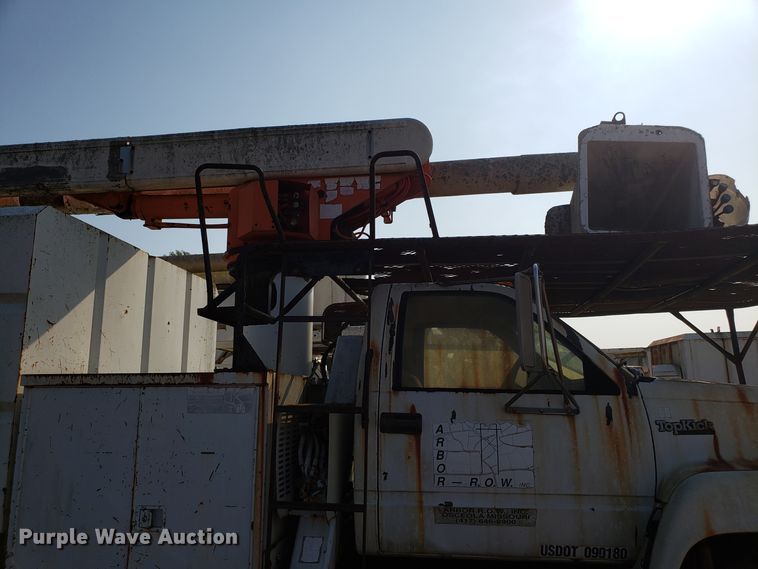 image for item DH2802 1992 GMC TopKick C5500 bucket truck