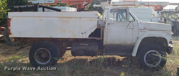image for item DH2805 1975 GMC 6500 dump truck