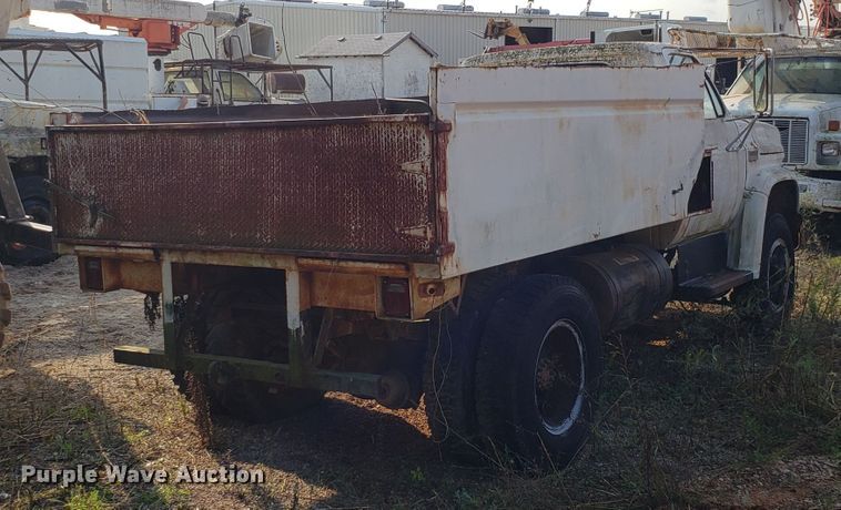 image for item DH2805 1975 GMC 6500 dump truck