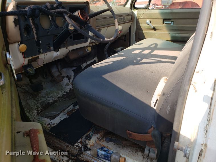 image for item DH2805 1975 GMC 6500 dump truck