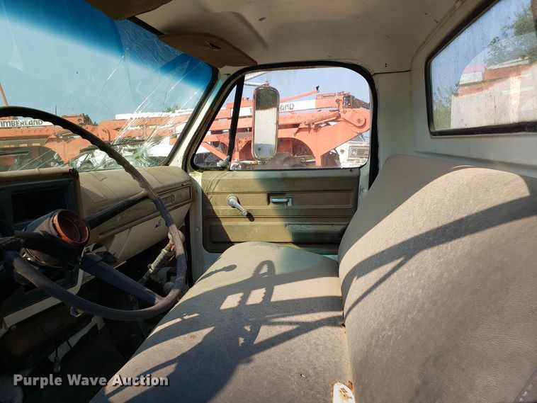 image for item DH2805 1975 GMC 6500 dump truck