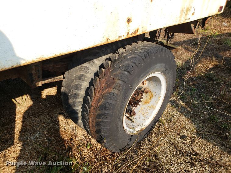 image for item DH2805 1975 GMC 6500 dump truck