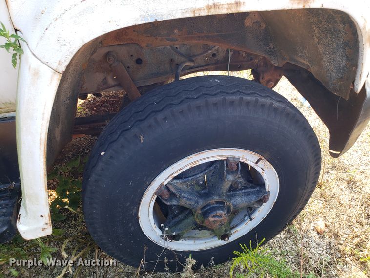 image for item DH2805 1975 GMC 6500 dump truck