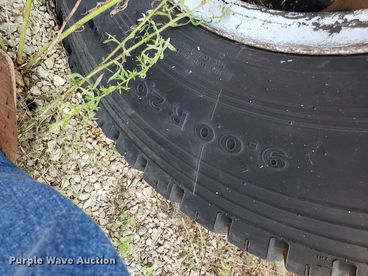 image for item DH2805 1975 GMC 6500 dump truck