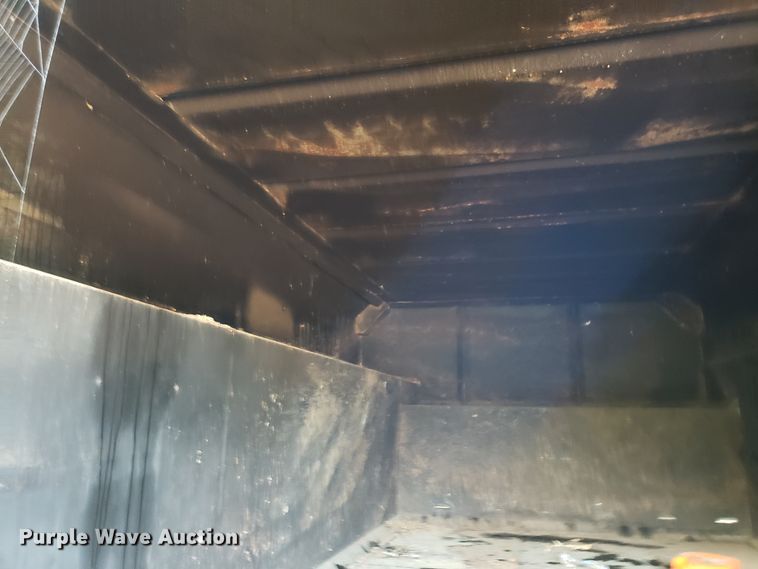 image for item DH2813 1994 Chevrolet Kodiak C5500 chipper truck