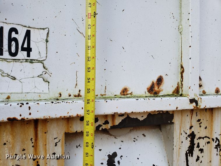 image for item DH2813 1994 Chevrolet Kodiak C5500 chipper truck