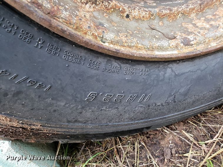 image for item DH2813 1994 Chevrolet Kodiak C5500 chipper truck