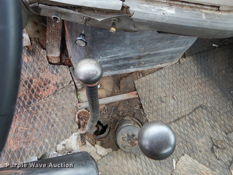 image for item DH3542 1973 Ford 9000 tank truck