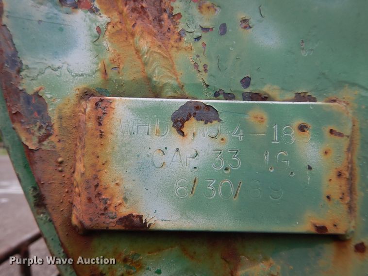 image for item DH3542 1973 Ford 9000 tank truck