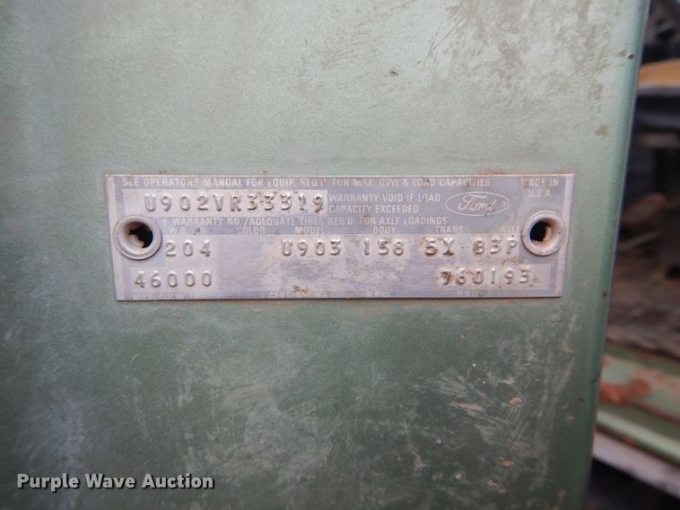 image for item DH3542 1973 Ford 9000 tank truck