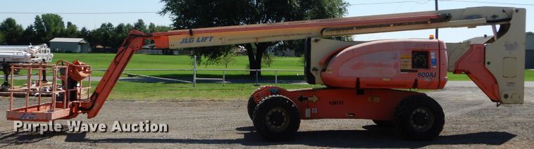 image for item DH3559 2002 JLG 800AJ boom lift
