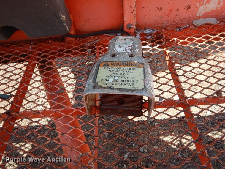 image for item DH3559 2002 JLG 800AJ boom lift