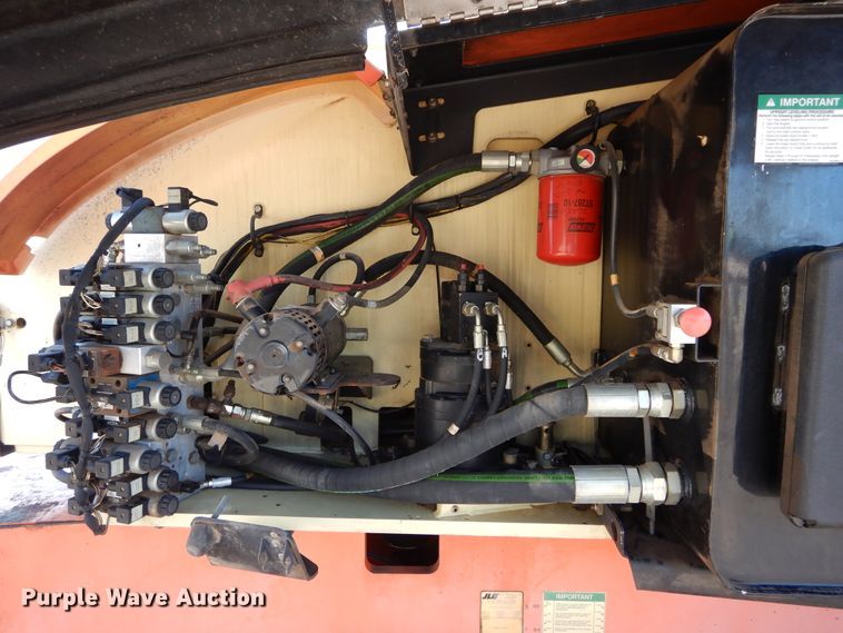 image for item DH3559 2002 JLG 800AJ boom lift