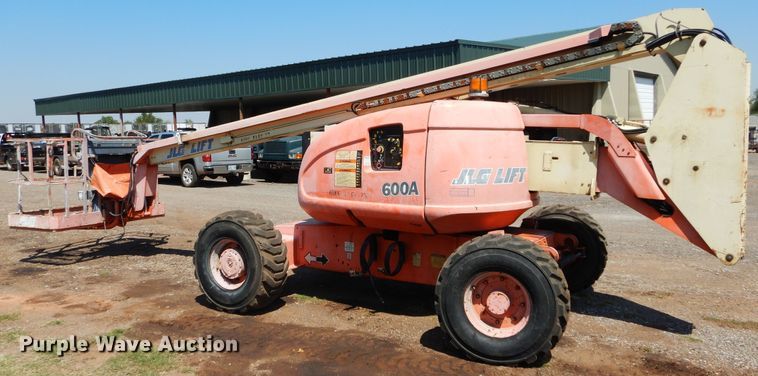 image for item DH3560 1999 JLG 600A boom lift