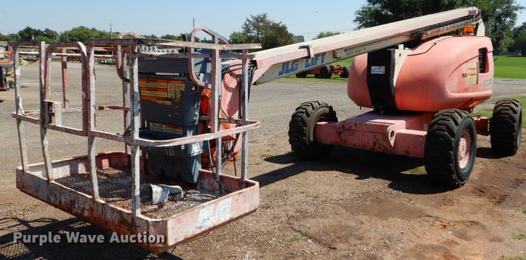 image for item DH3560 1999 JLG 600A boom lift