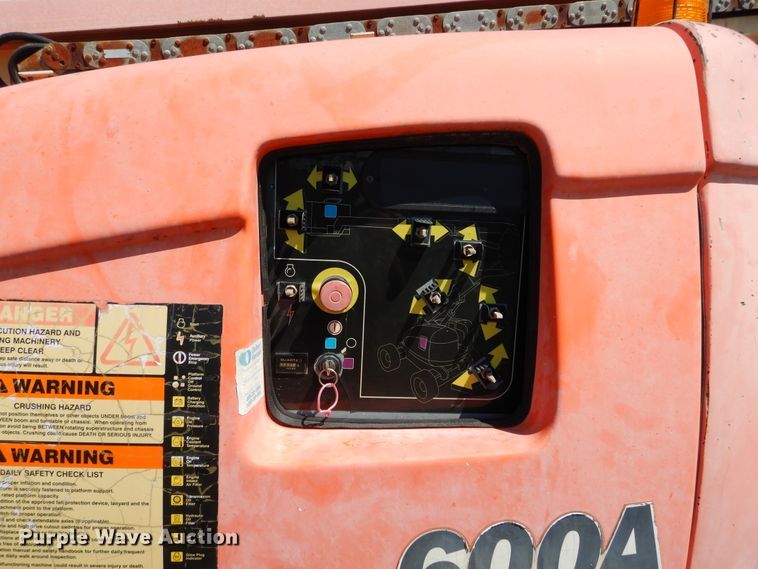 image for item DH3560 1999 JLG 600A boom lift