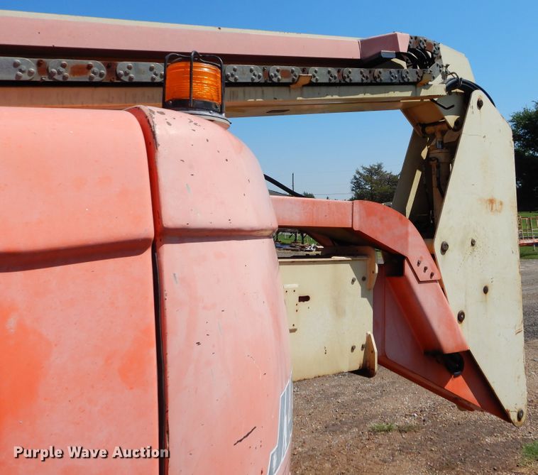 image for item DH3560 1999 JLG 600A boom lift
