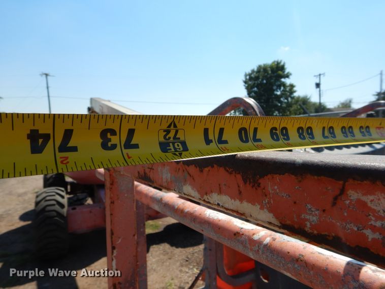 image for item DH3560 1999 JLG 600A boom lift