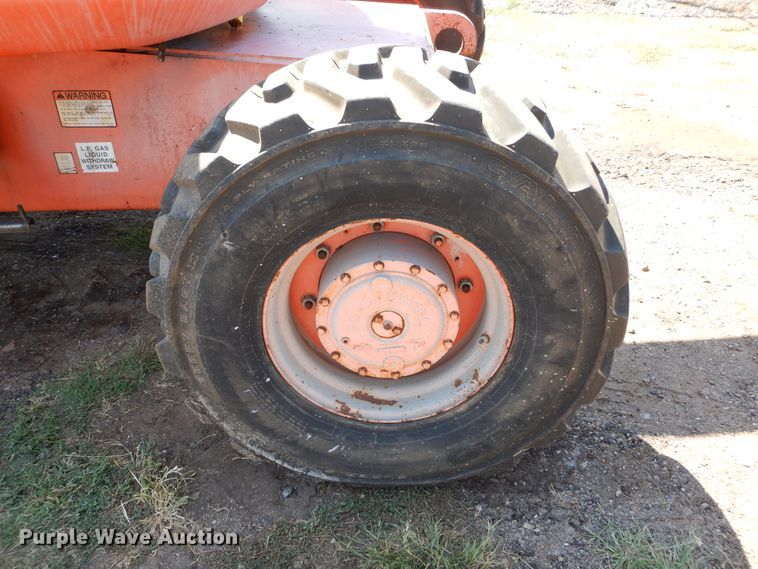 image for item DH3560 1999 JLG 600A boom lift