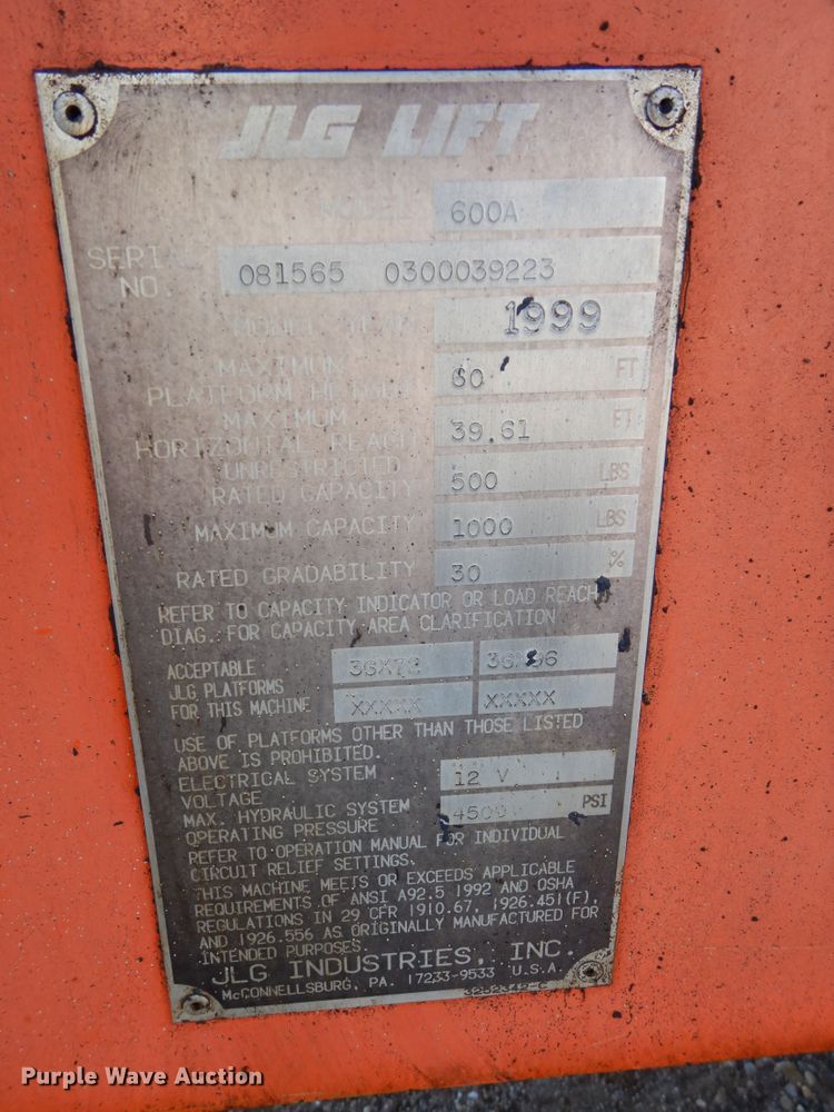image for item DH3560 1999 JLG 600A boom lift