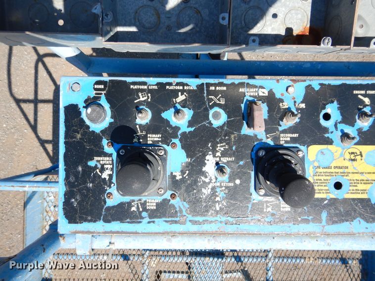 image for item DH3561 1995 Genie Z-45/22 boom lift