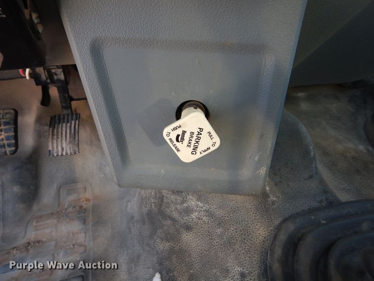 image for item DH3567 2012 Ford F750 Super Duty flatbed winch truck