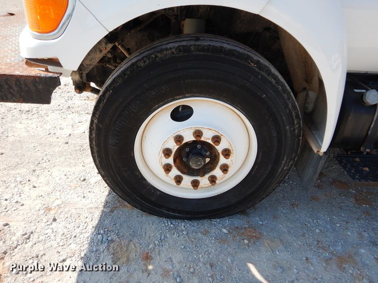 image for item DH3567 2012 Ford F750 Super Duty flatbed winch truck