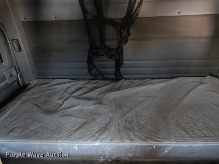 image for item DH3570 2005 Peterbilt 389 semi truck